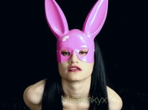 Misskinkyx