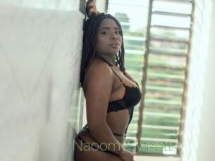 NaoomySweett
