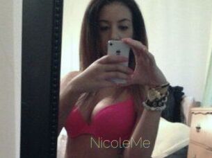 NicoleMe