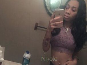 Nikole_