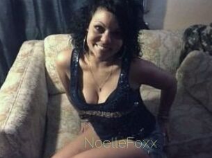 Noelle_Foxx