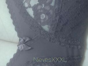 NievesXXXL