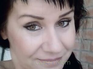 Queen_Mom