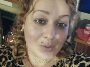RoxyHugeTits
