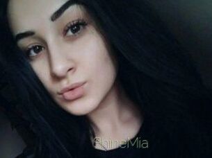 ShineMia