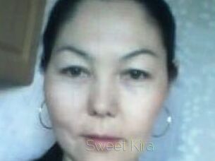 Sweet_Kira_