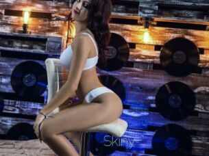 Skiny
