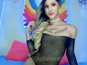 Stefaniahott