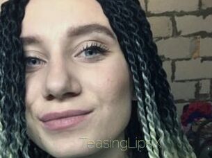 TeasingLipsX