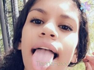 TiannaFoxxx