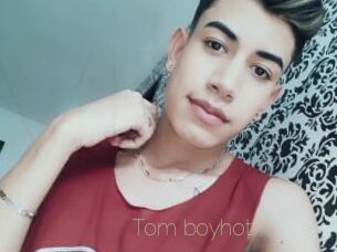 Tom_boyhot