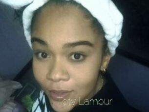Toty_Lamour