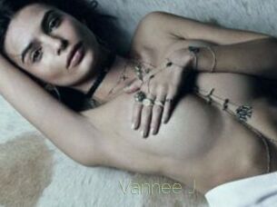 Vannee_J