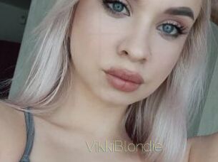 VikkiBlondie