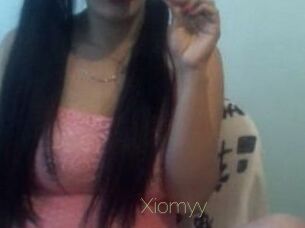 Xiomyy_